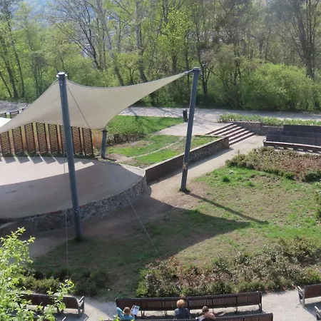 Pod Mewą Apartament *